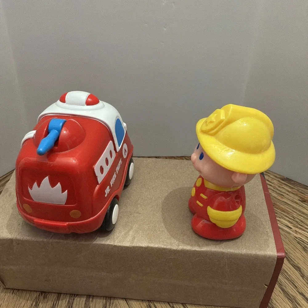 Fireman Fire truck Toy Lot Rescue Jr‎ Fire Dept Batteries Untested - Picture 5 of 6